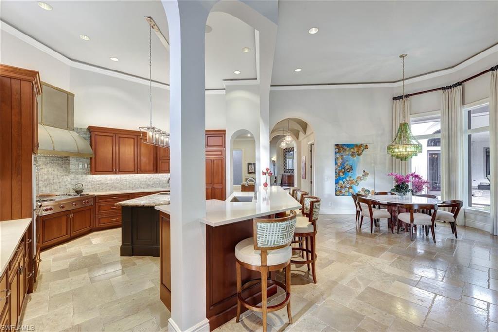 2804 Silverleaf LN