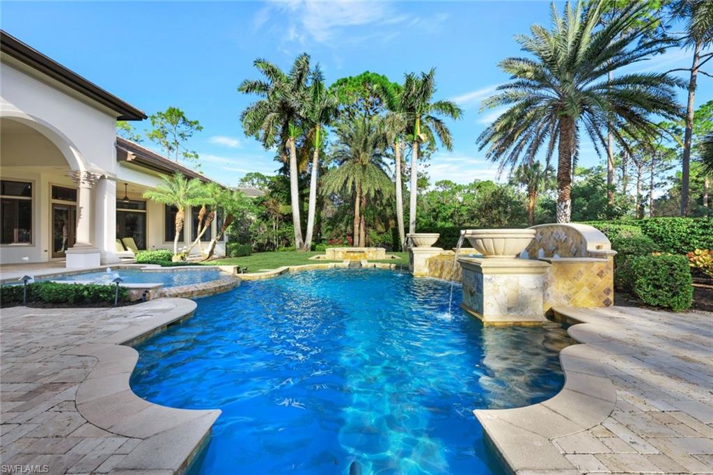 2804 Silverleaf LN