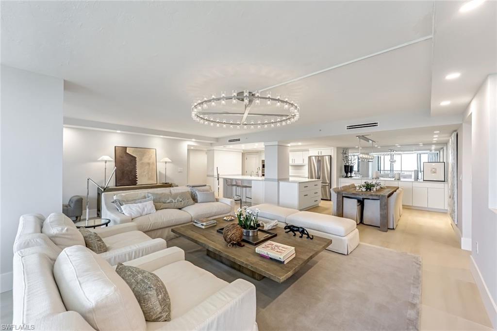 5601 TURTLE BAY DR # 1102