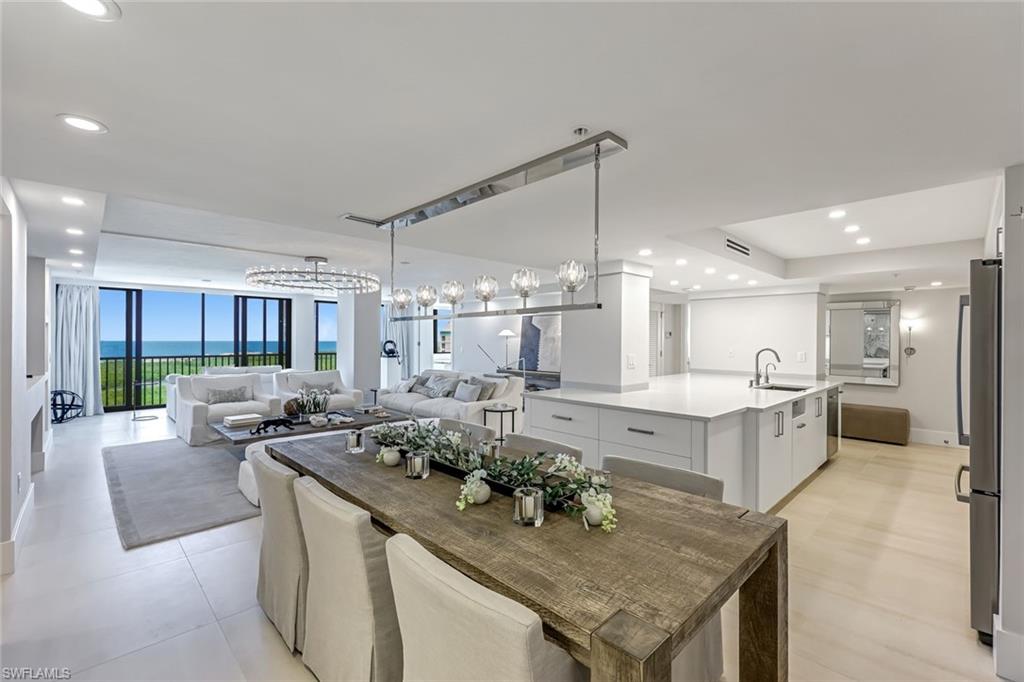 5601 TURTLE BAY DR # 1102