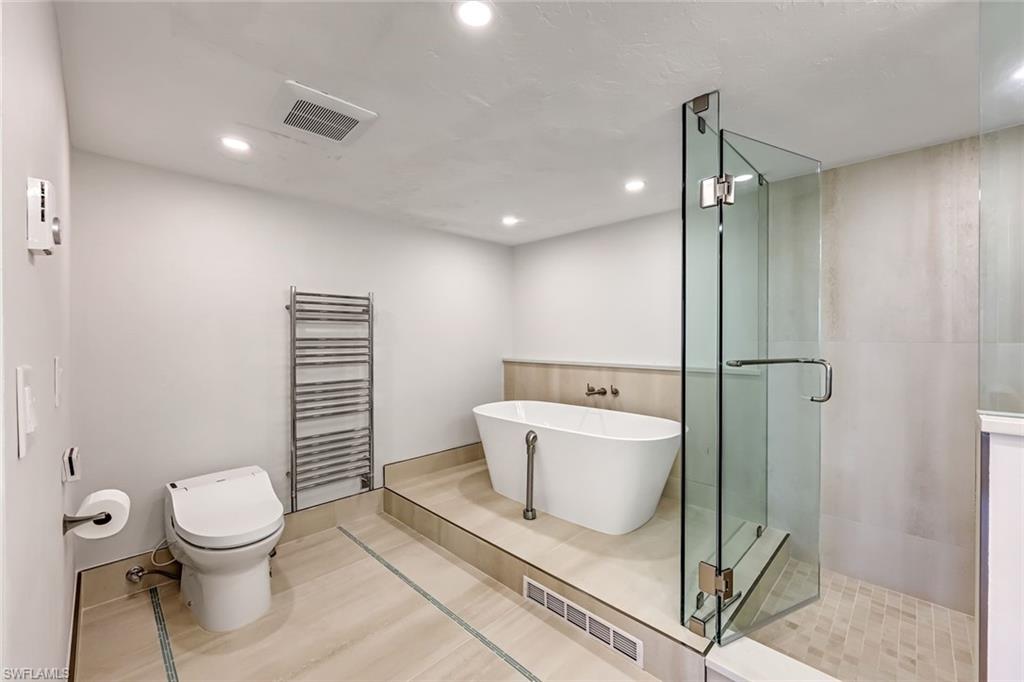 5601 TURTLE BAY DR # 1102