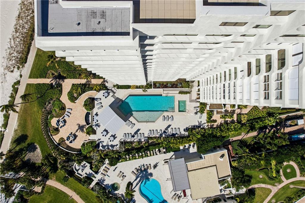 4301 Gulf Shore BLVD N 1801