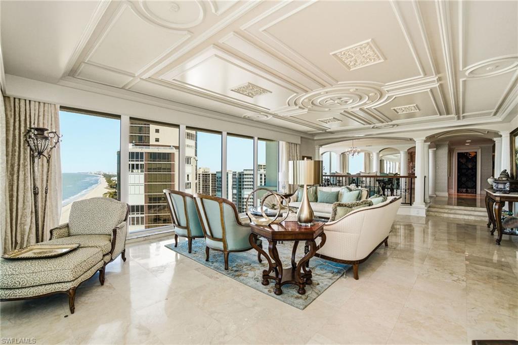 4301 Gulf Shore BLVD N 1801