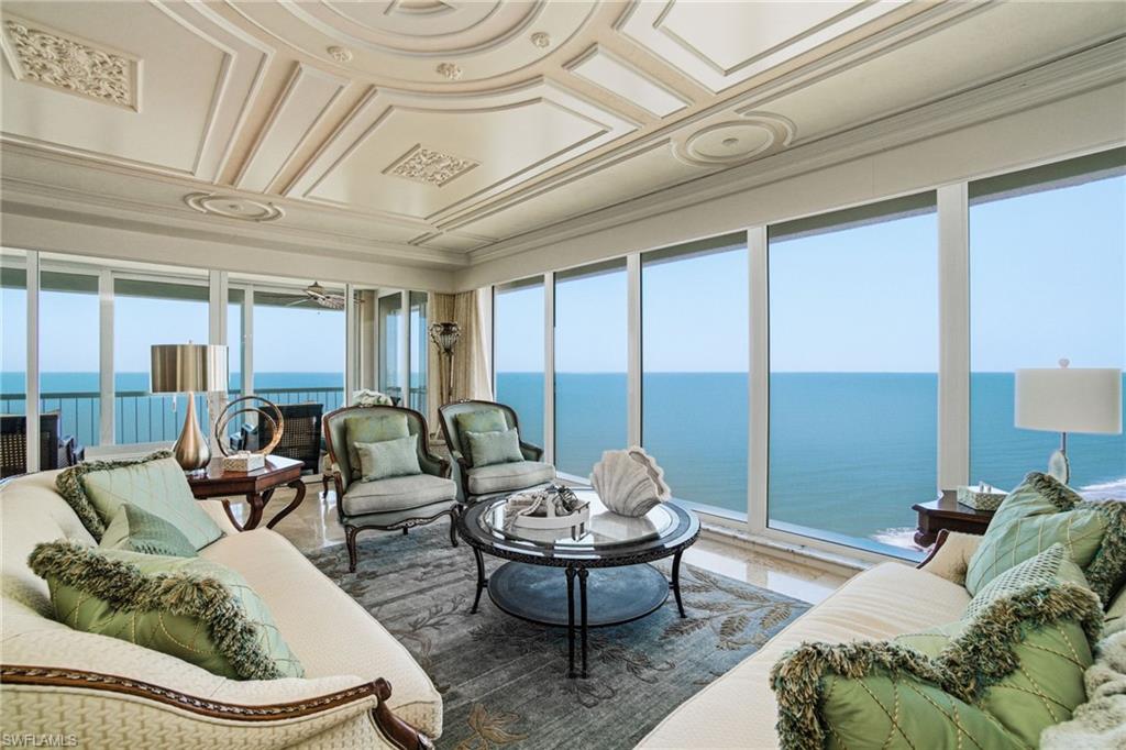 4301 Gulf Shore BLVD N 1801