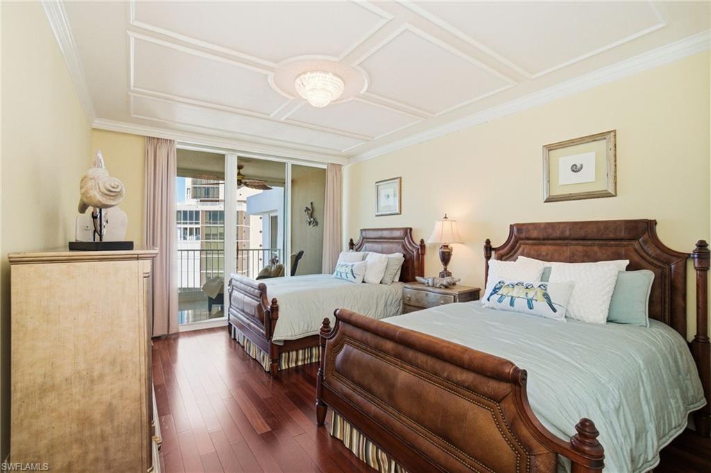 4301 Gulf Shore BLVD N 1801