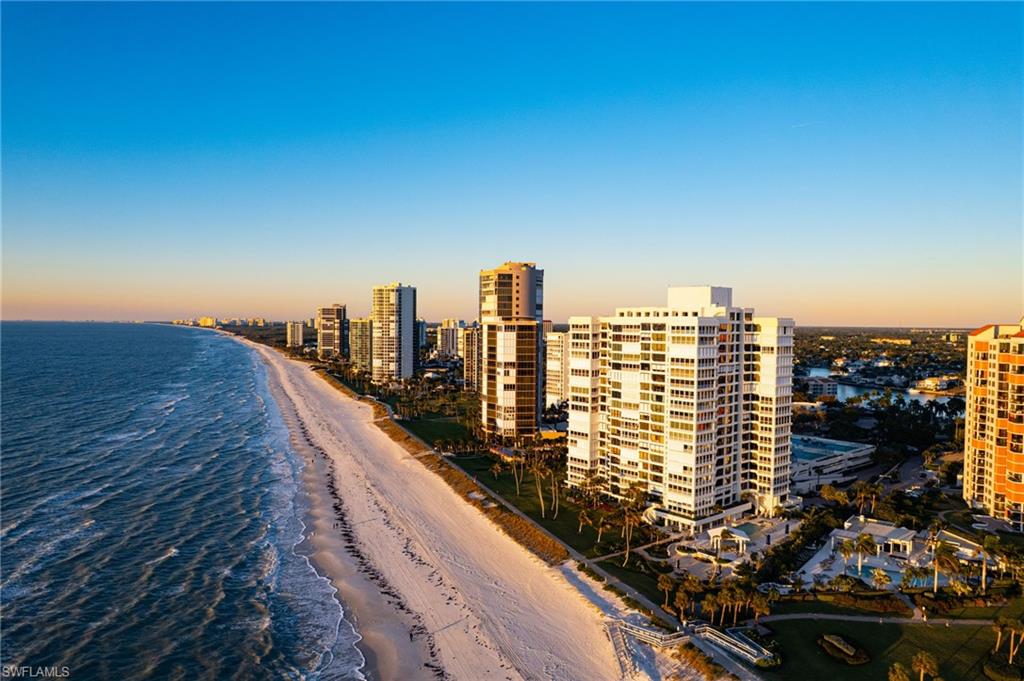 4301 Gulf Shore BLVD N 1801