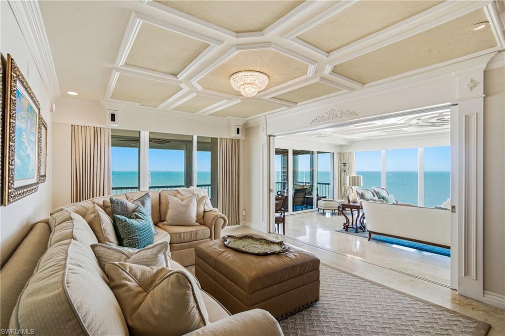 4301 Gulf Shore BLVD N 1801