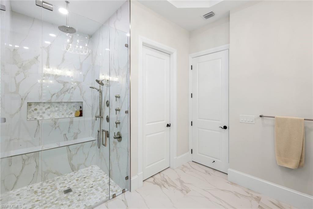 2106 Modena CT