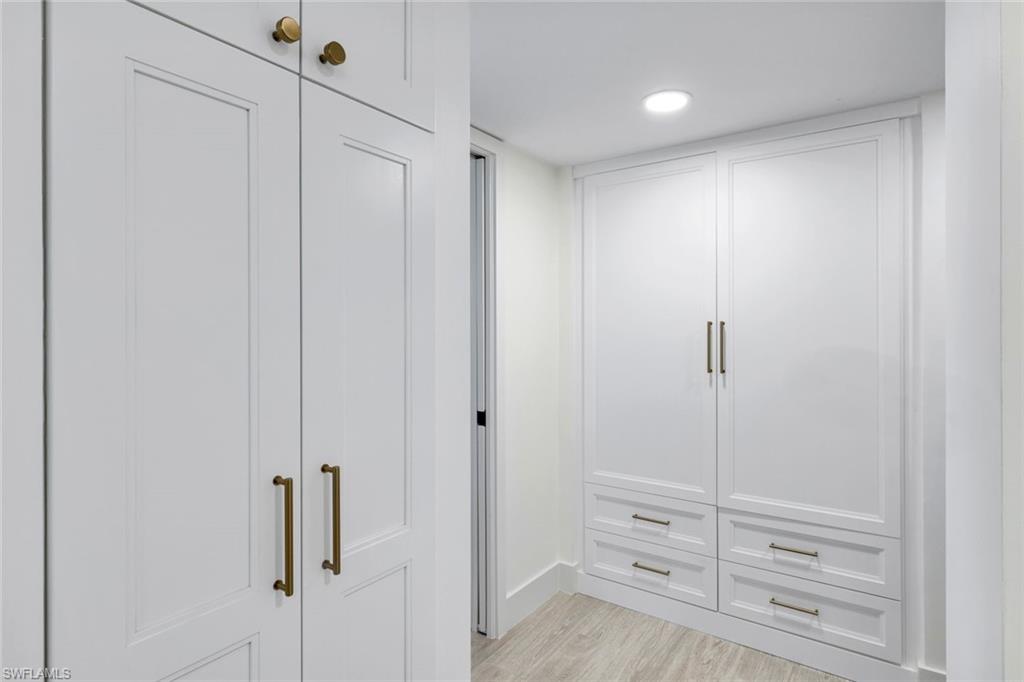 6101 Pelican Bay BLVD 305