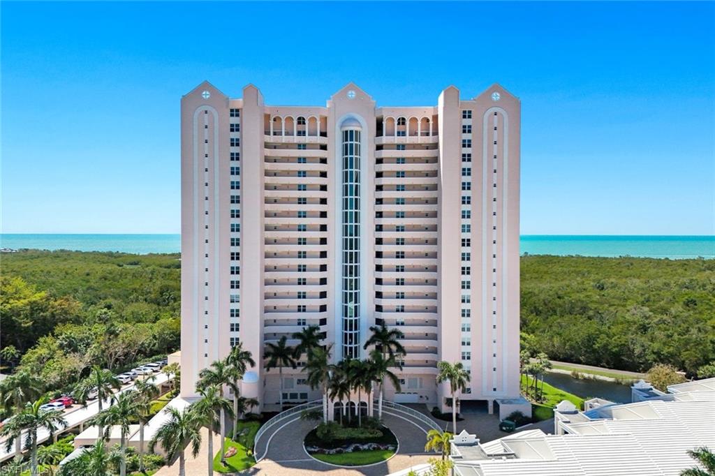 6101 Pelican Bay BLVD 305