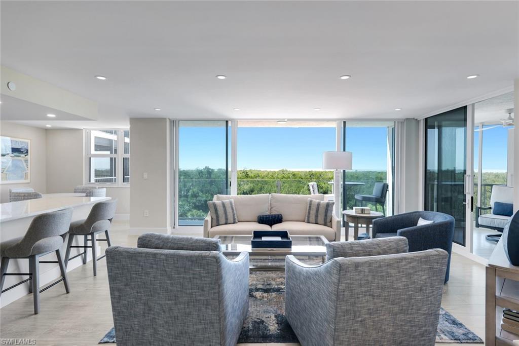 6101 Pelican Bay BLVD 305