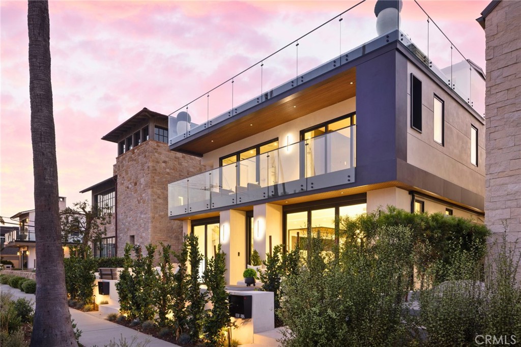 303 Goldenrod Avenue