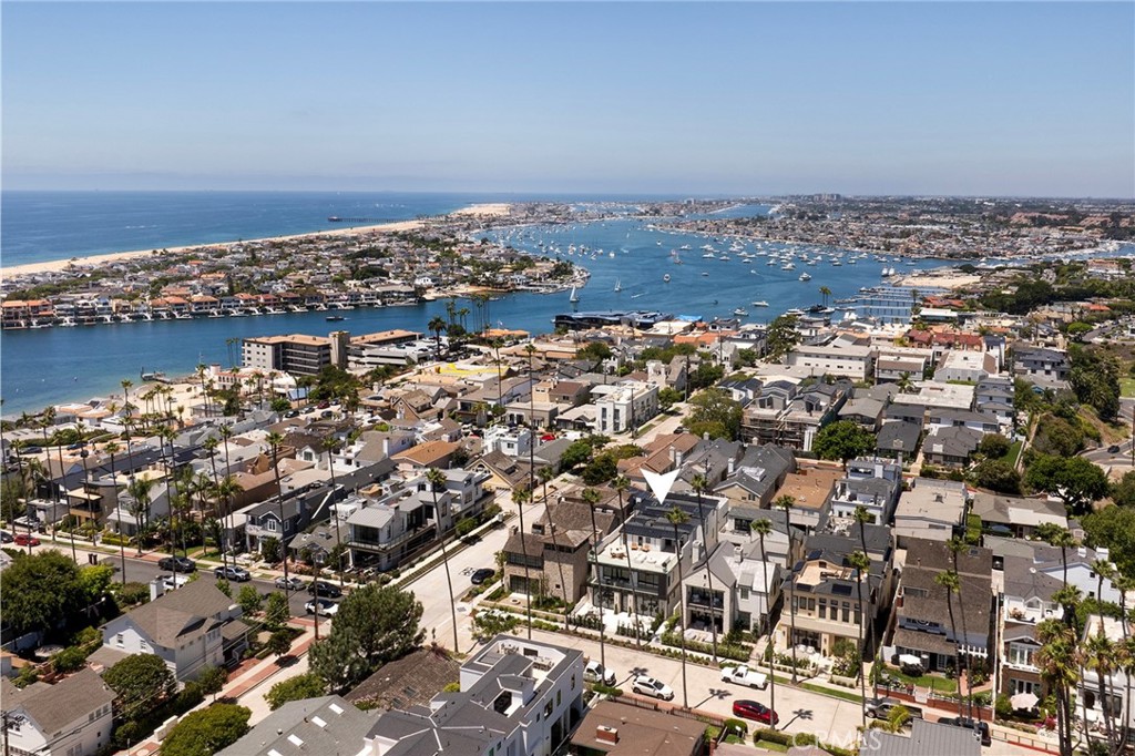 303 1/2 Goldenrod Avenue