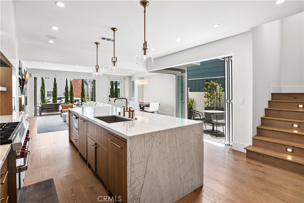 211 Topaz Avenue