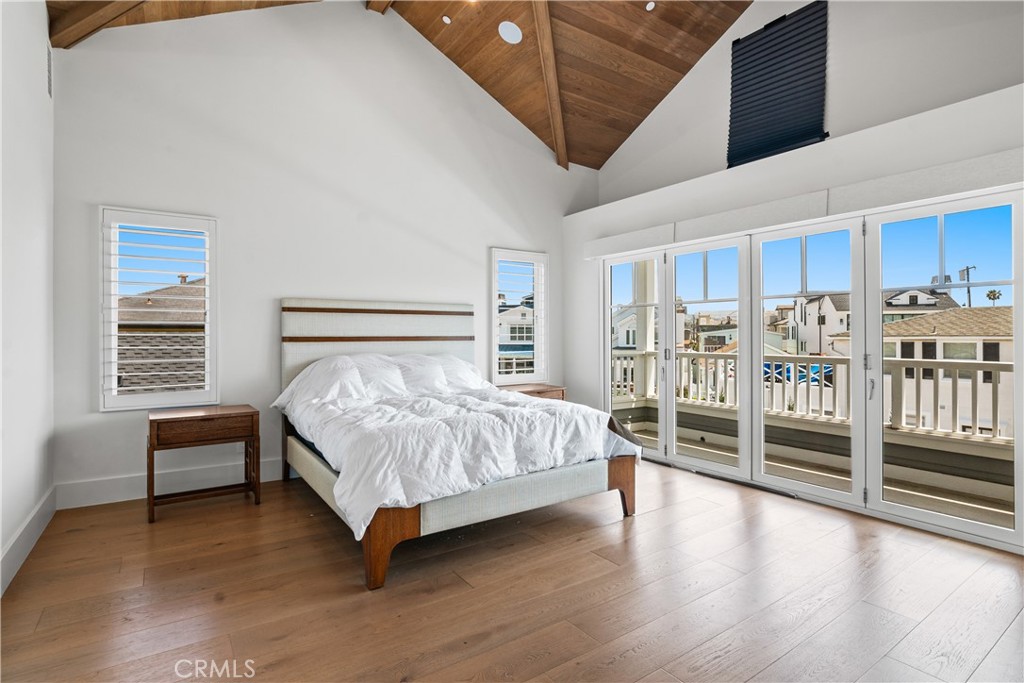 211 Topaz Avenue