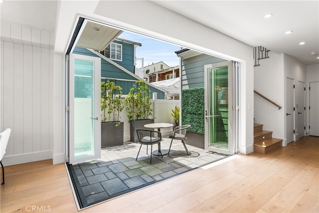 211 Topaz Avenue