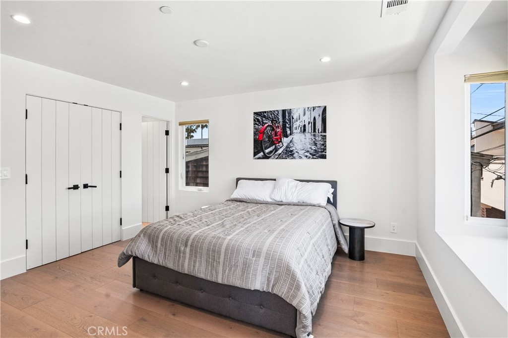 211 Topaz Avenue