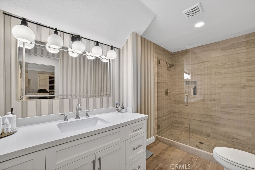 5 Northampton Court 103