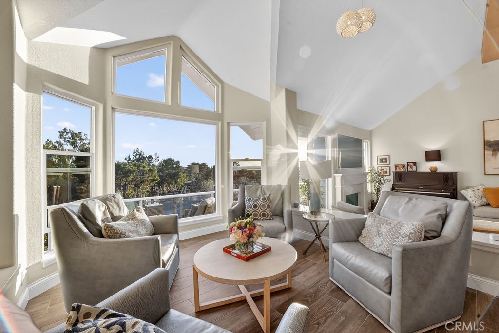 5 Northampton Court 103