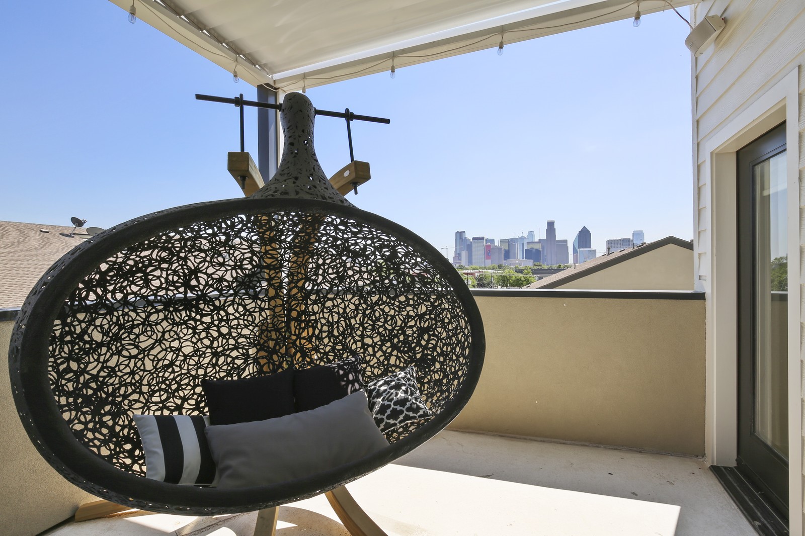 1600 N Haskell Avenue 16