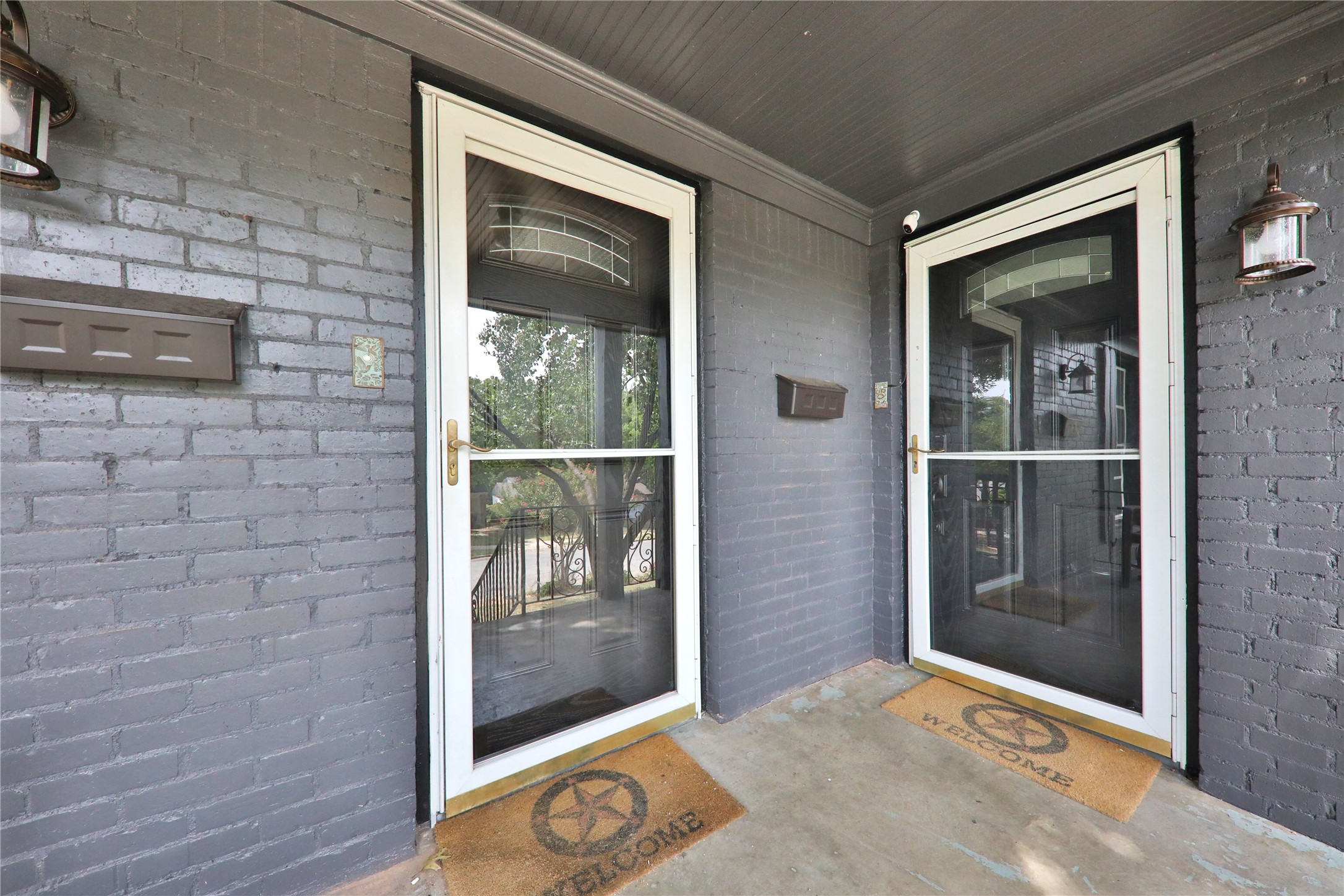 417 N Montreal Avenue