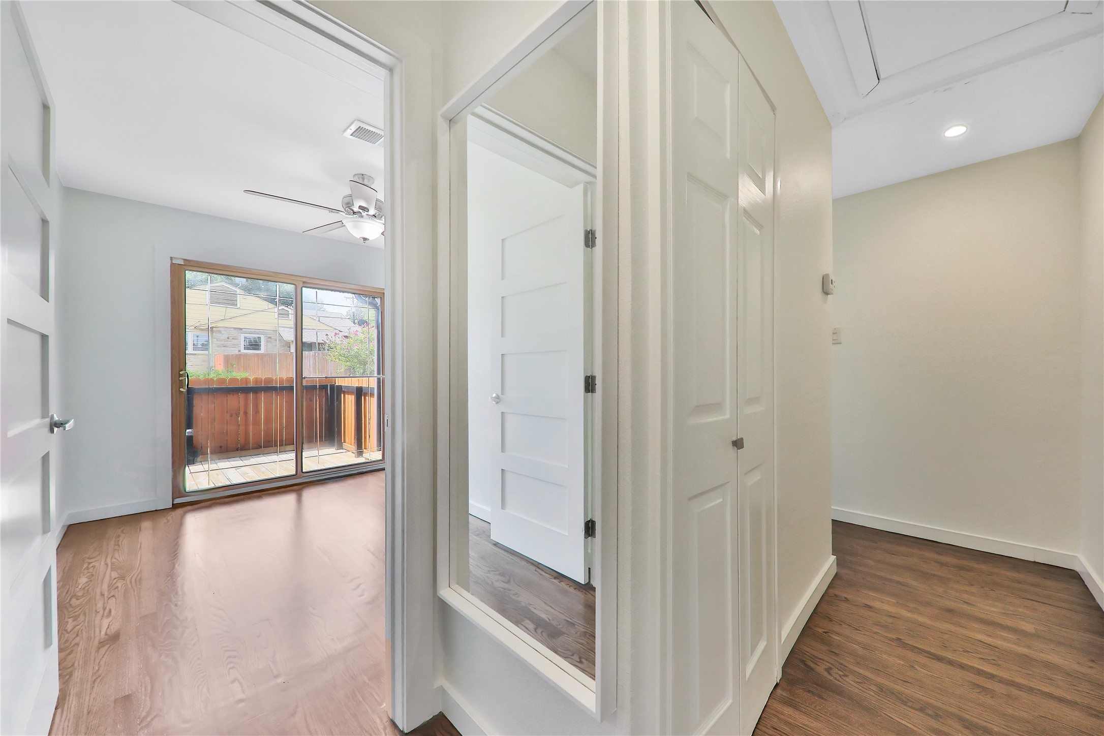 417 N Montreal Avenue