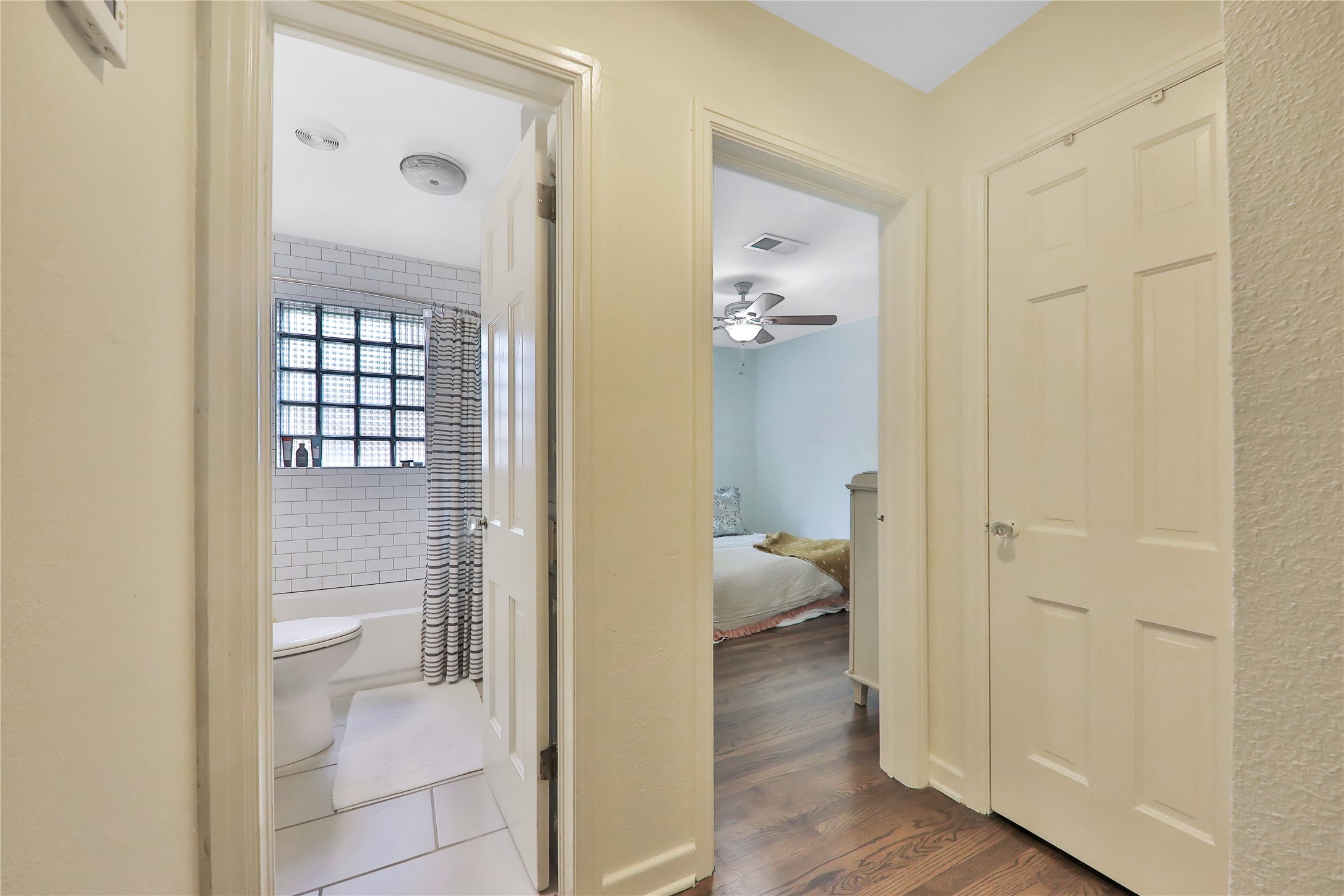 417 N Montreal Avenue