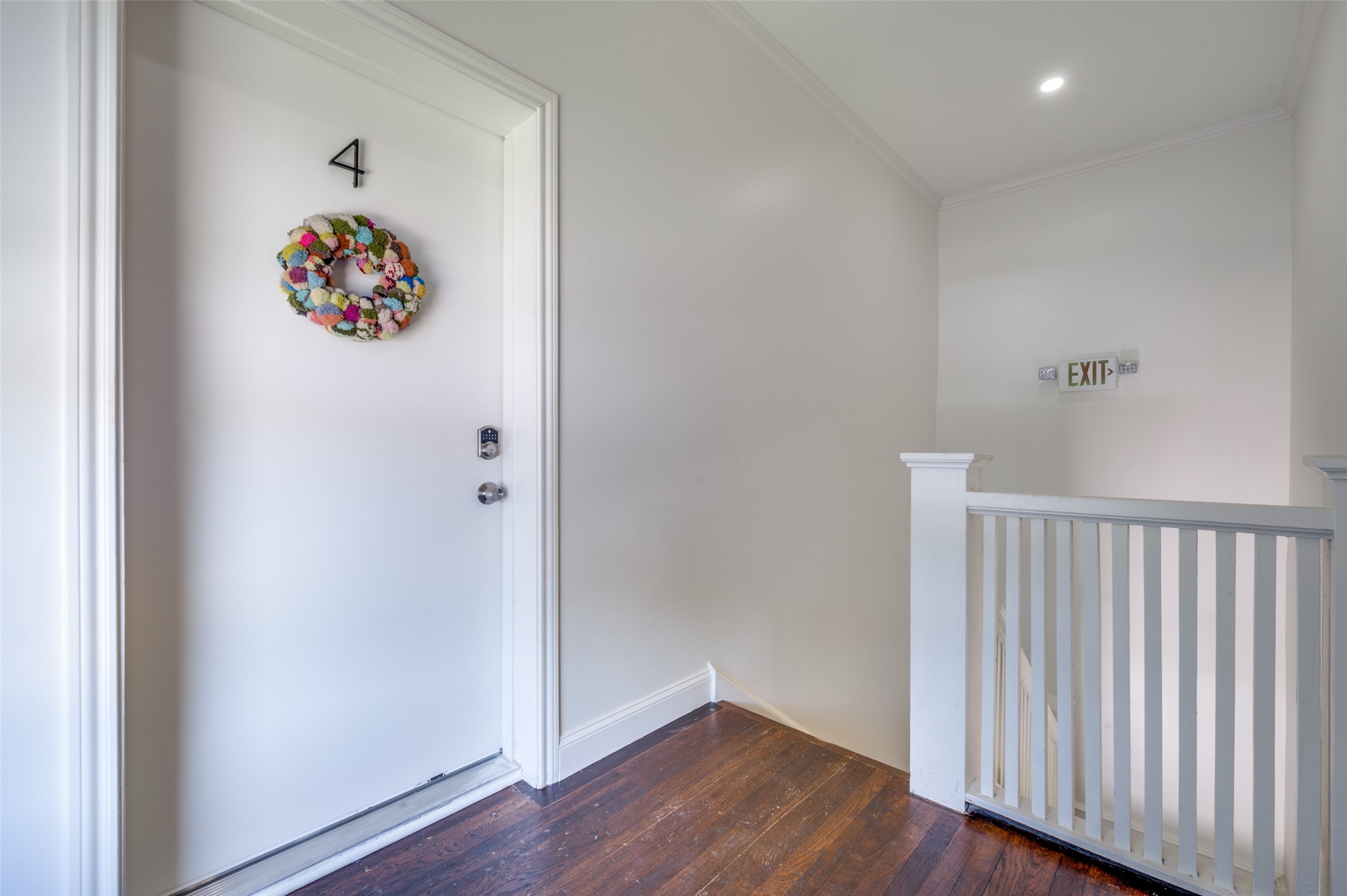 305 S Willomet Avenue 3