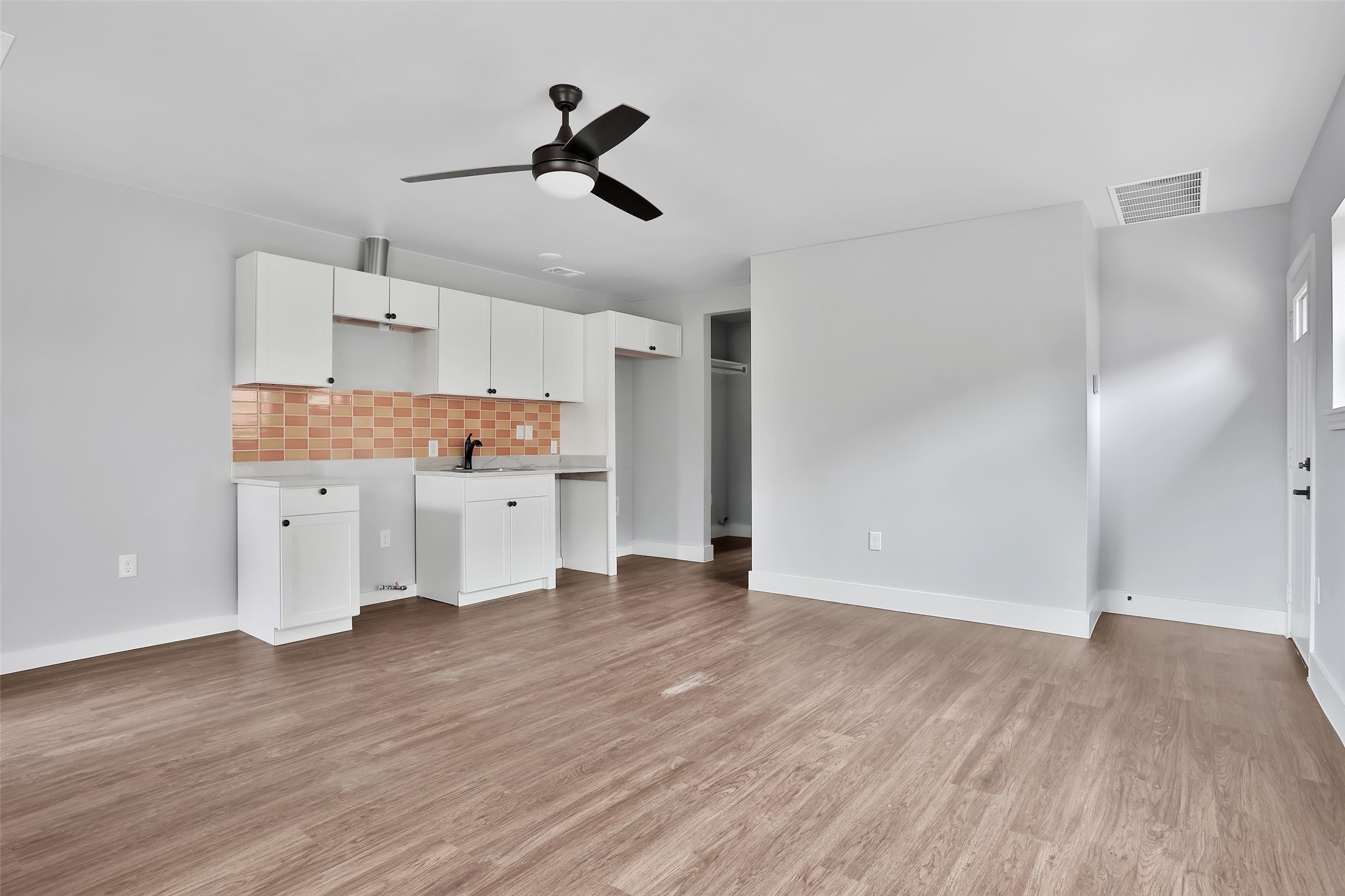 3836-3838 Mount Ranier Street