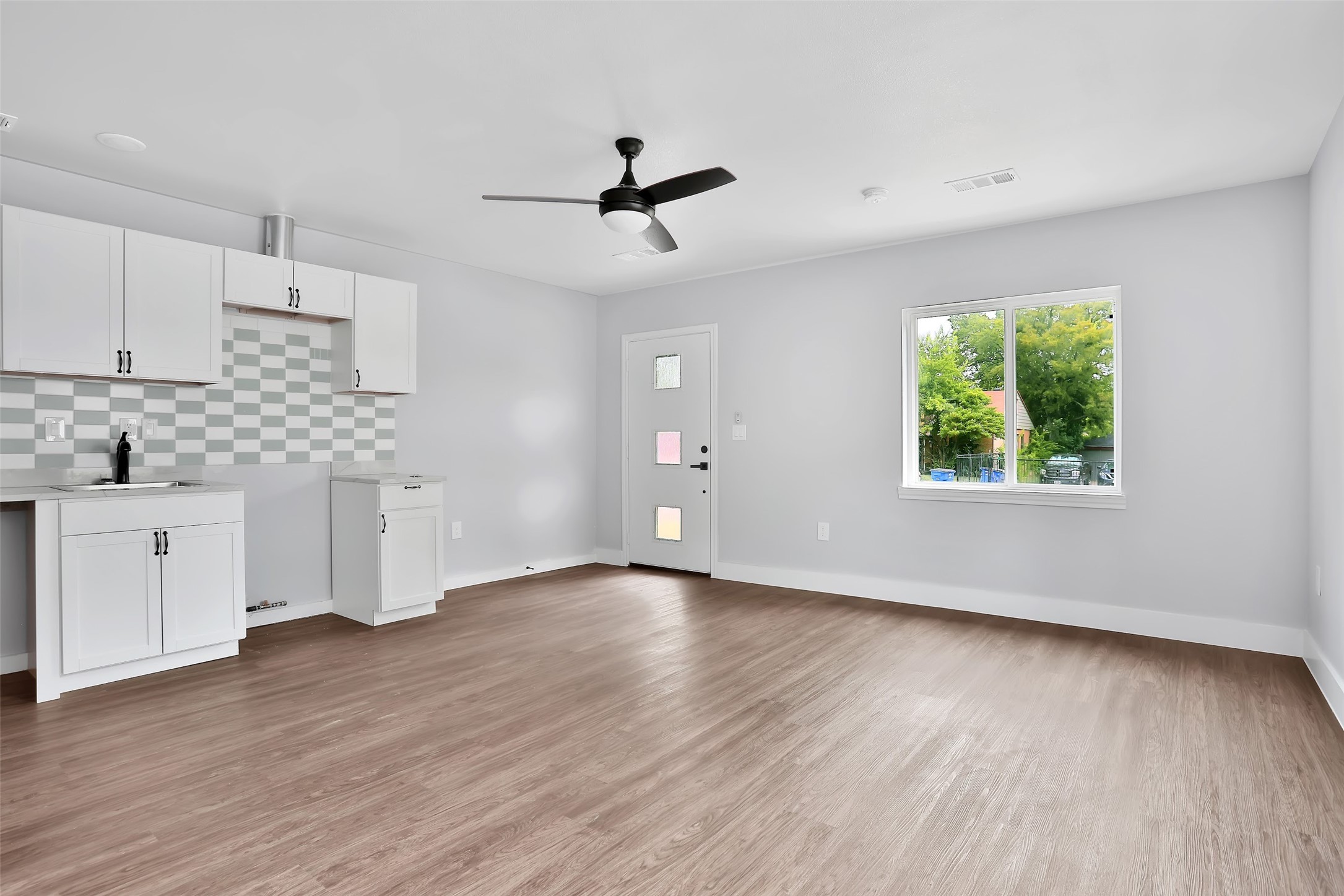 3836-3838 Mount Ranier Street