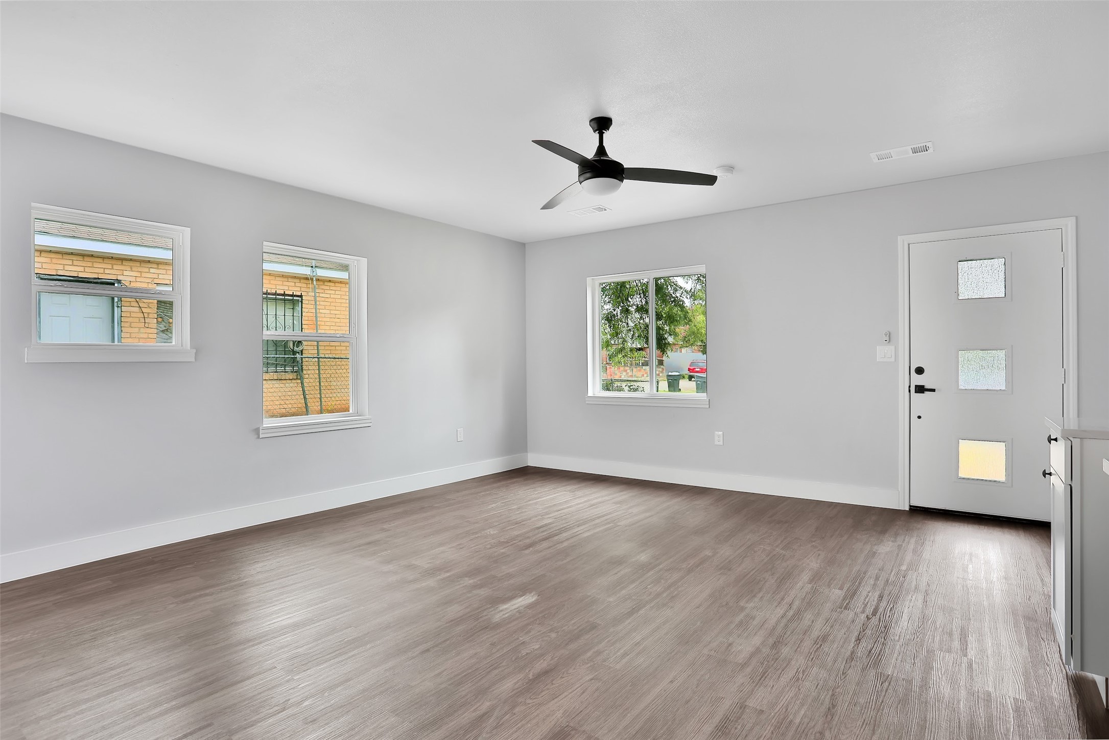 3836-3838 Mount Ranier Street