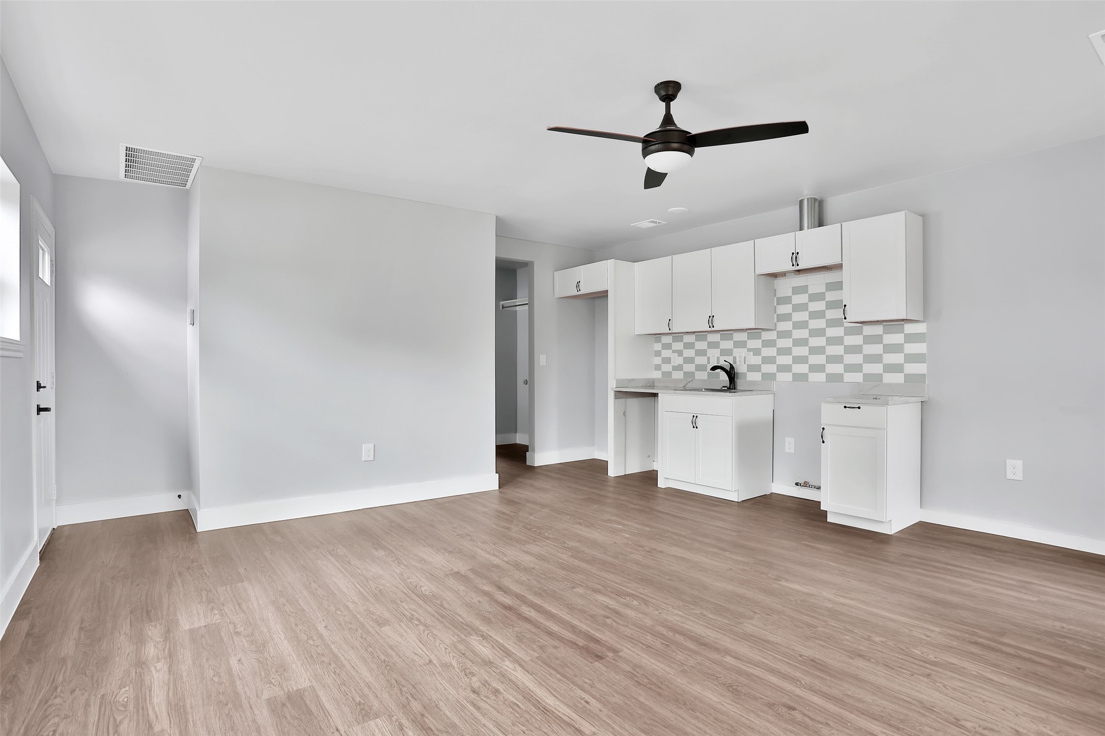 3836-3838 Mount Ranier Street