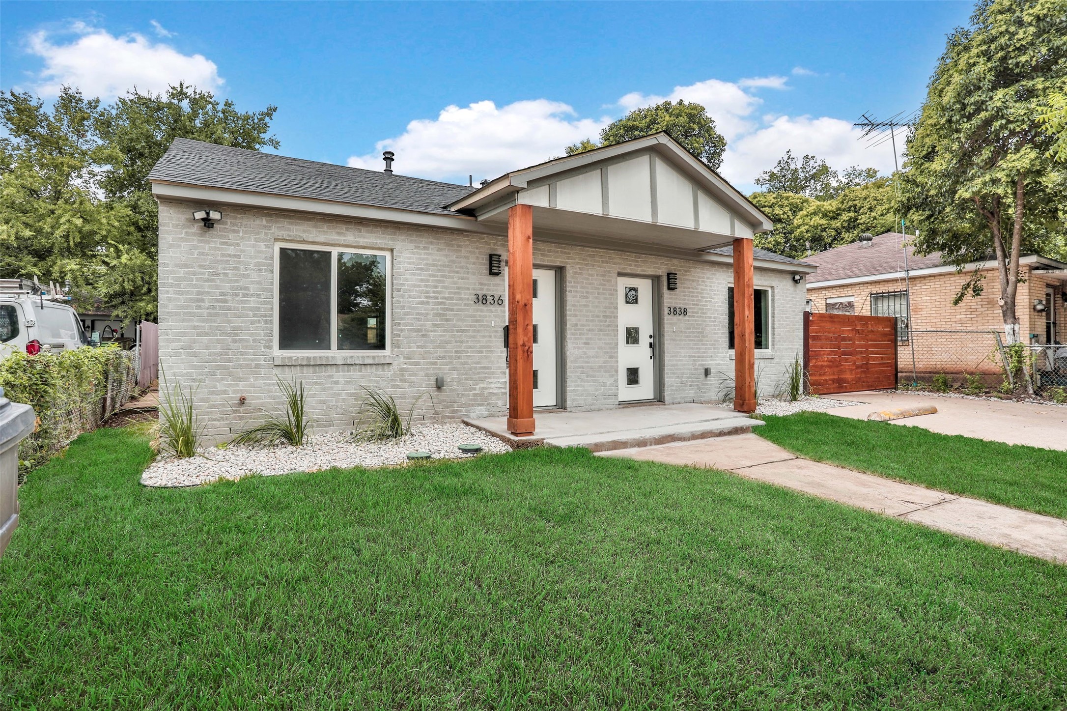 3836-3838 Mount Ranier Street