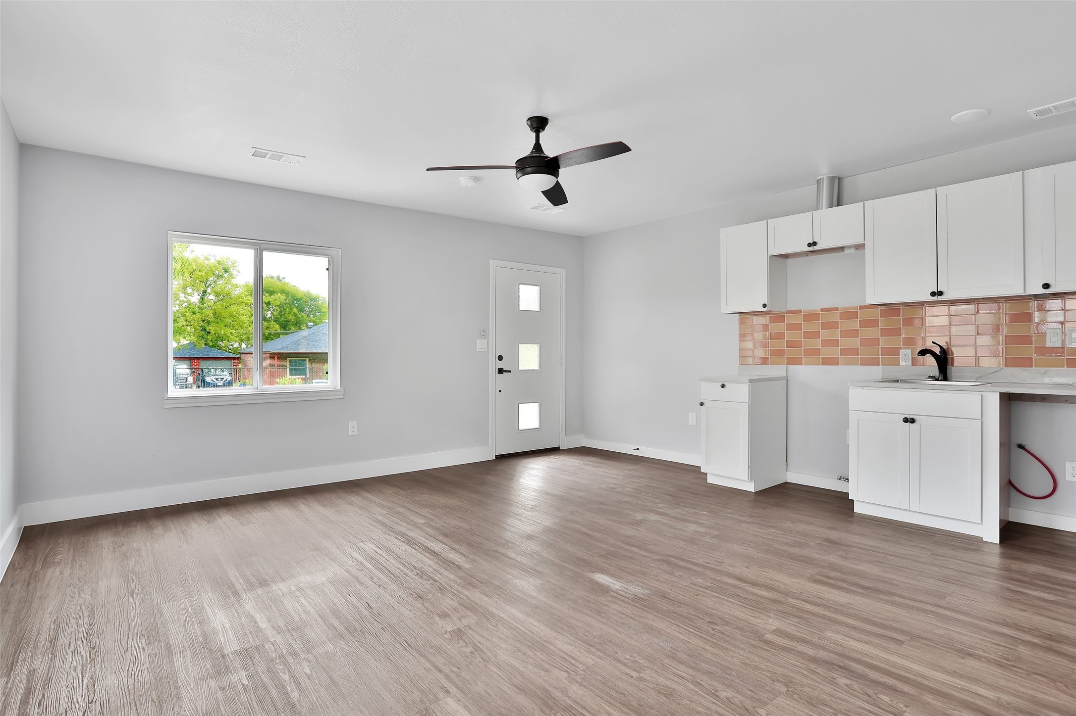 3836-3838 Mount Ranier Street