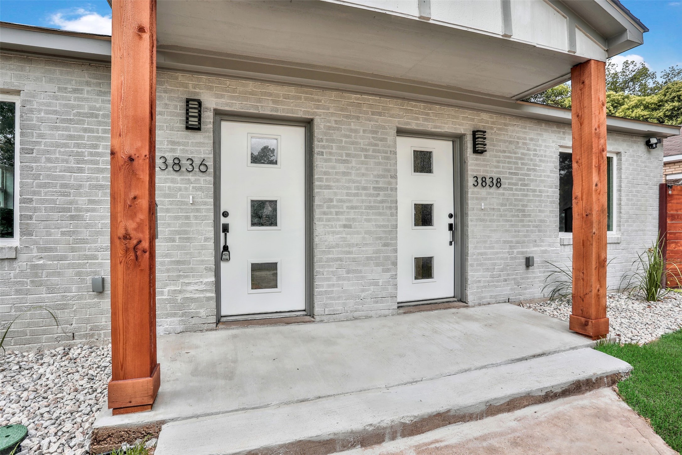 3836-3838 Mount Ranier Street