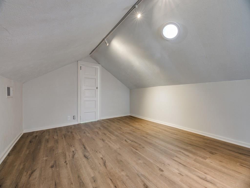 9007 San Fernando Way