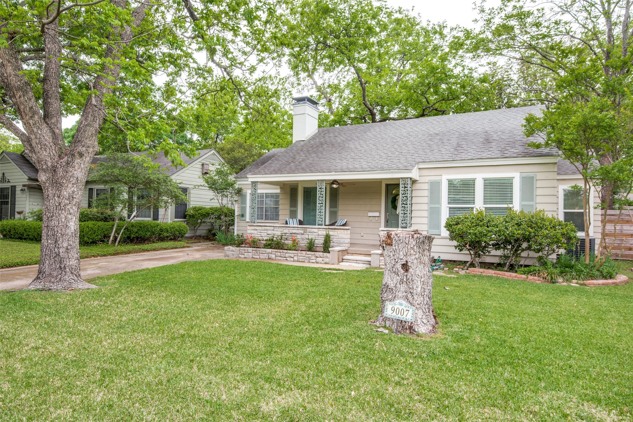 9007 San Fernando Way