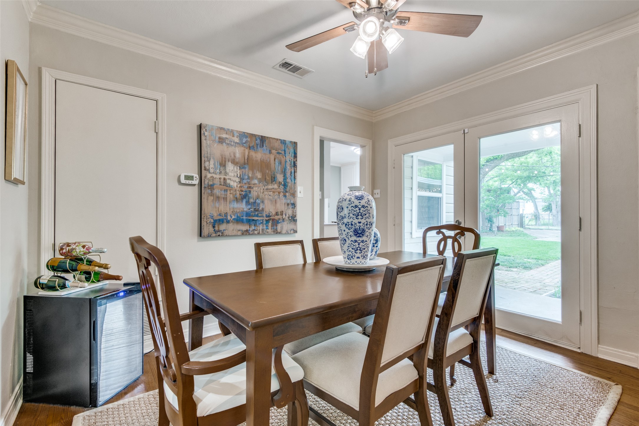 9007 San Fernando Way