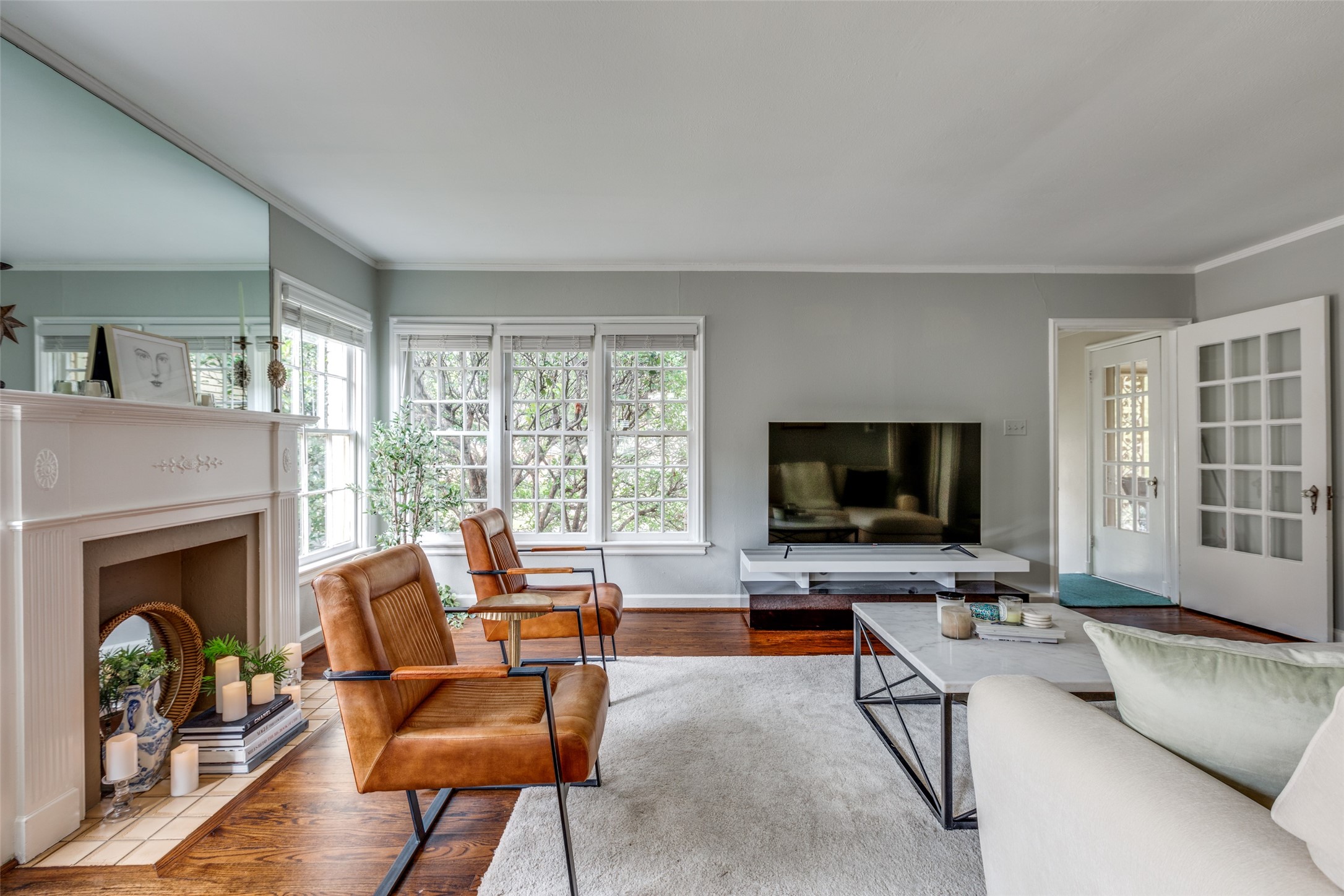 5932 Morningside Avenue