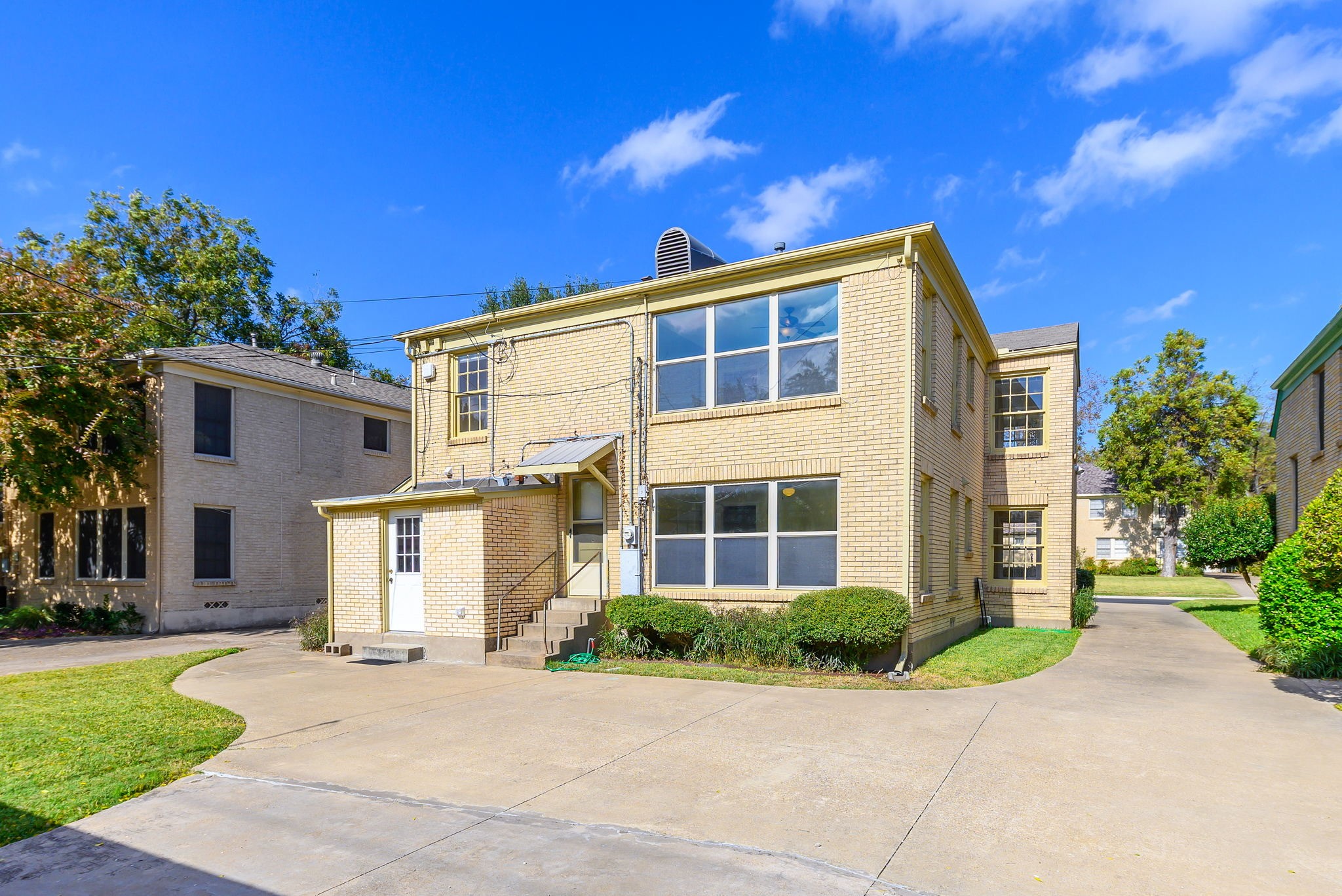 5932 Morningside Avenue