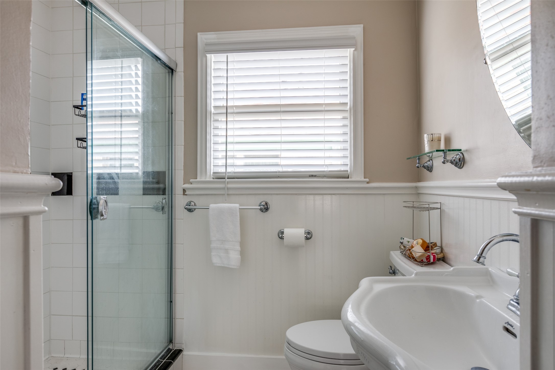 5932 Morningside Avenue