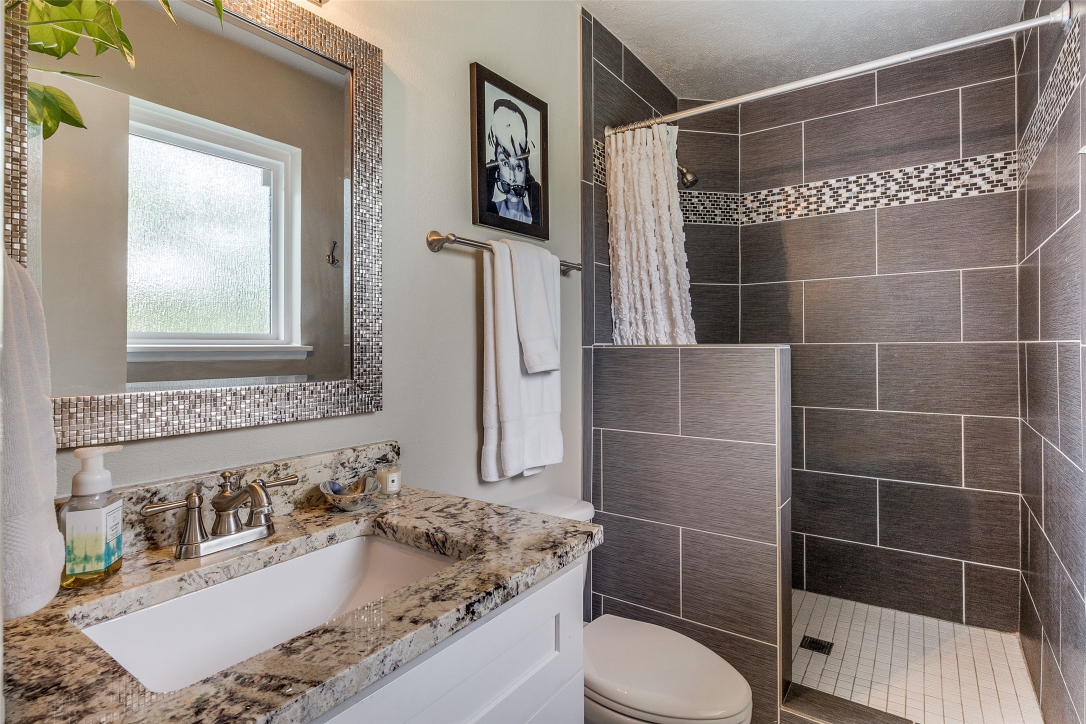 8554 Strathmore Drive