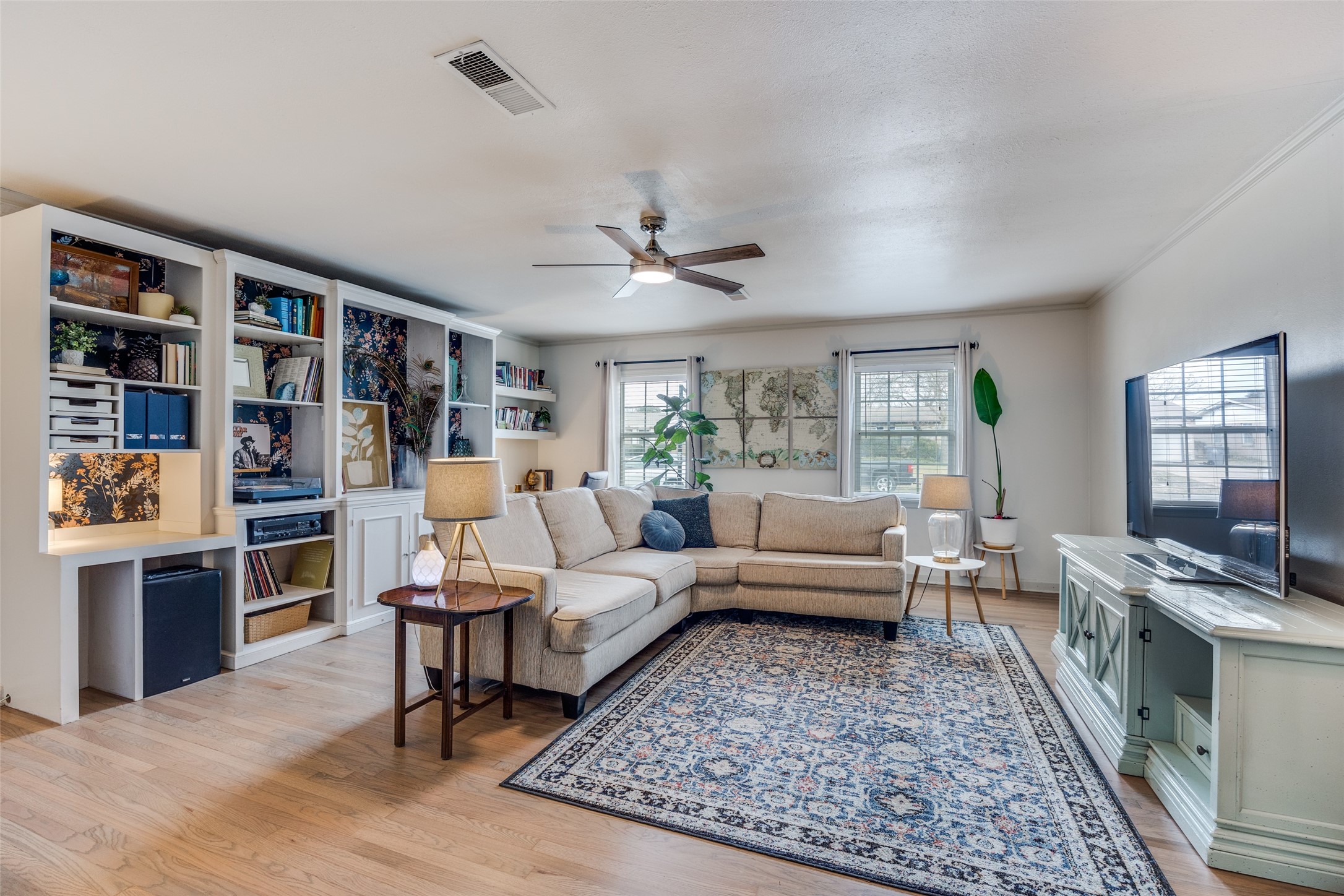 8535 Strathmore Drive