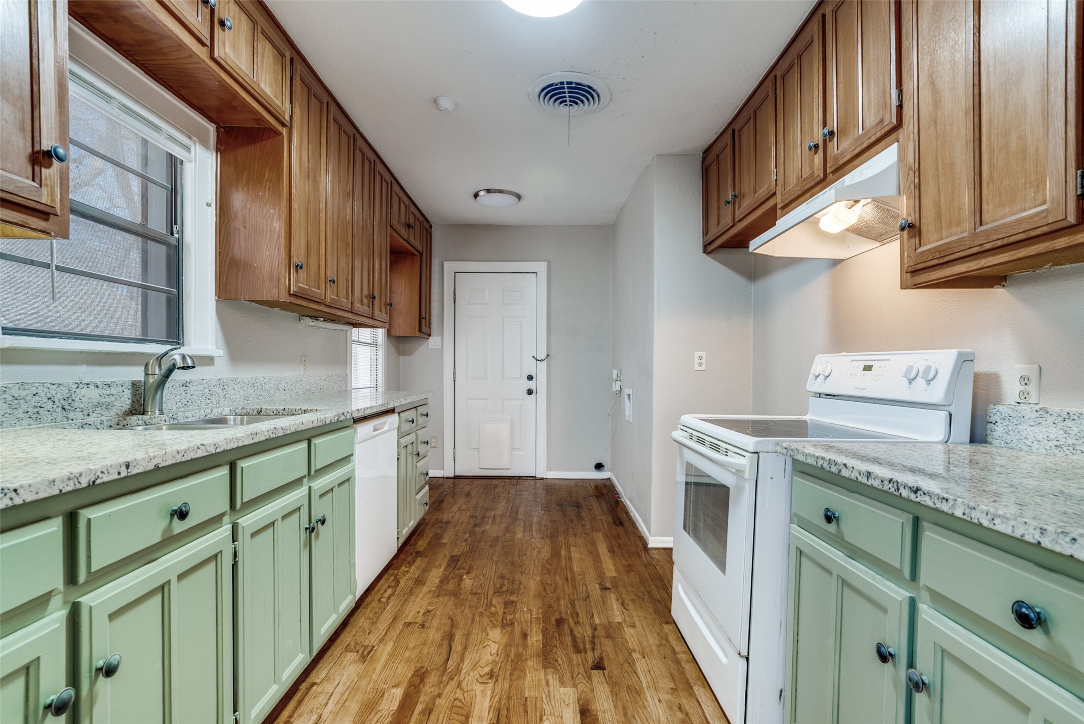 4447 Normandy Road