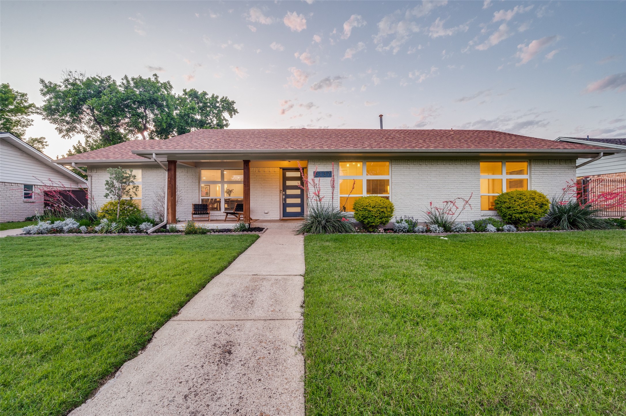 3137 Sombrero Drive