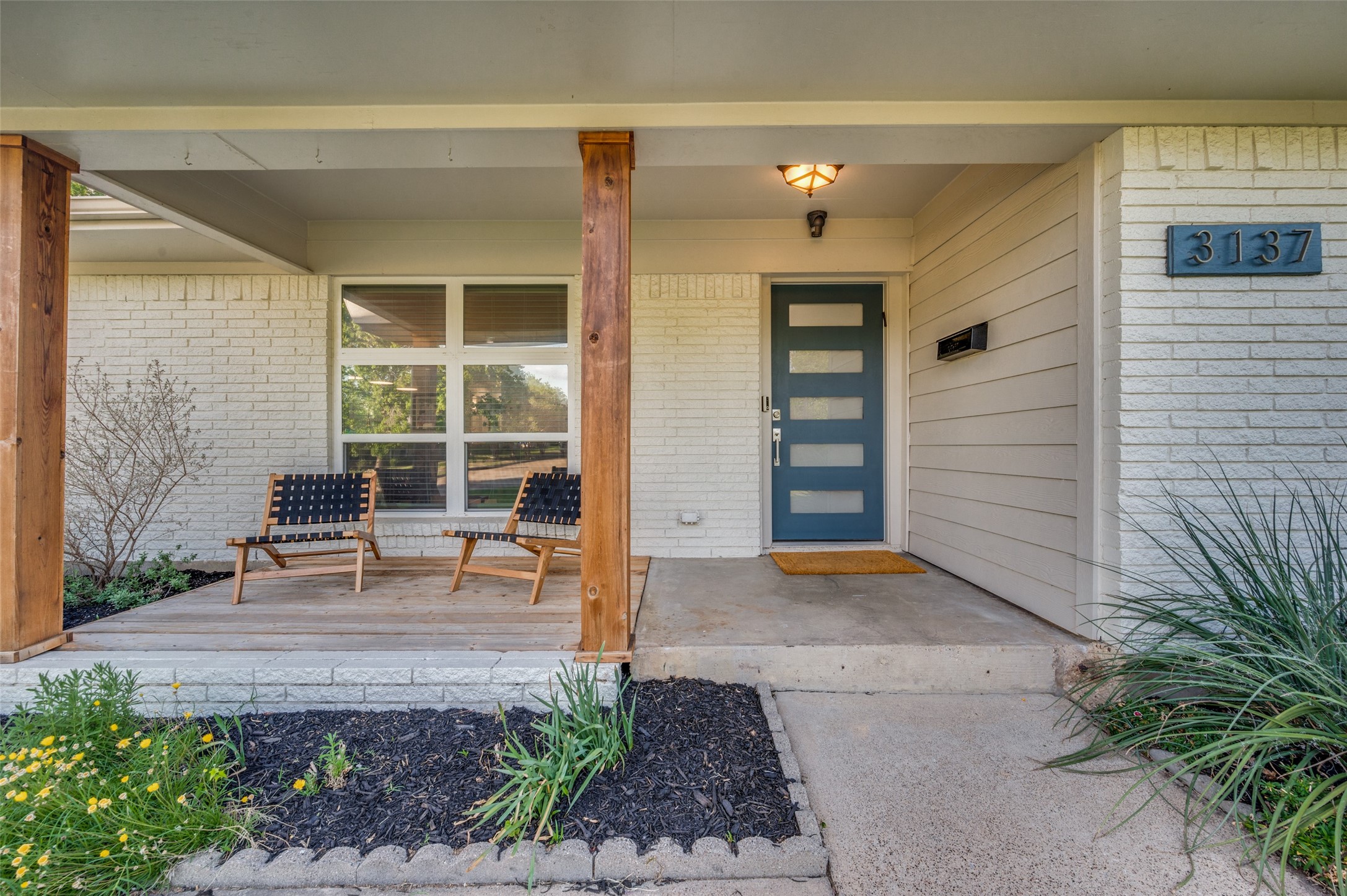 3137 Sombrero Drive