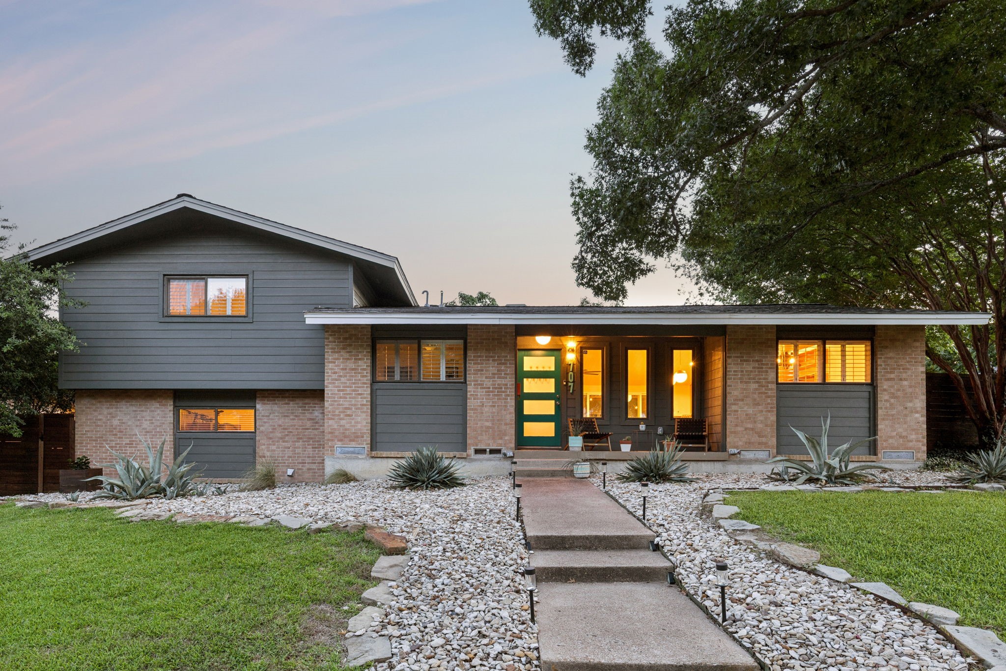 707 Bondstone Drive