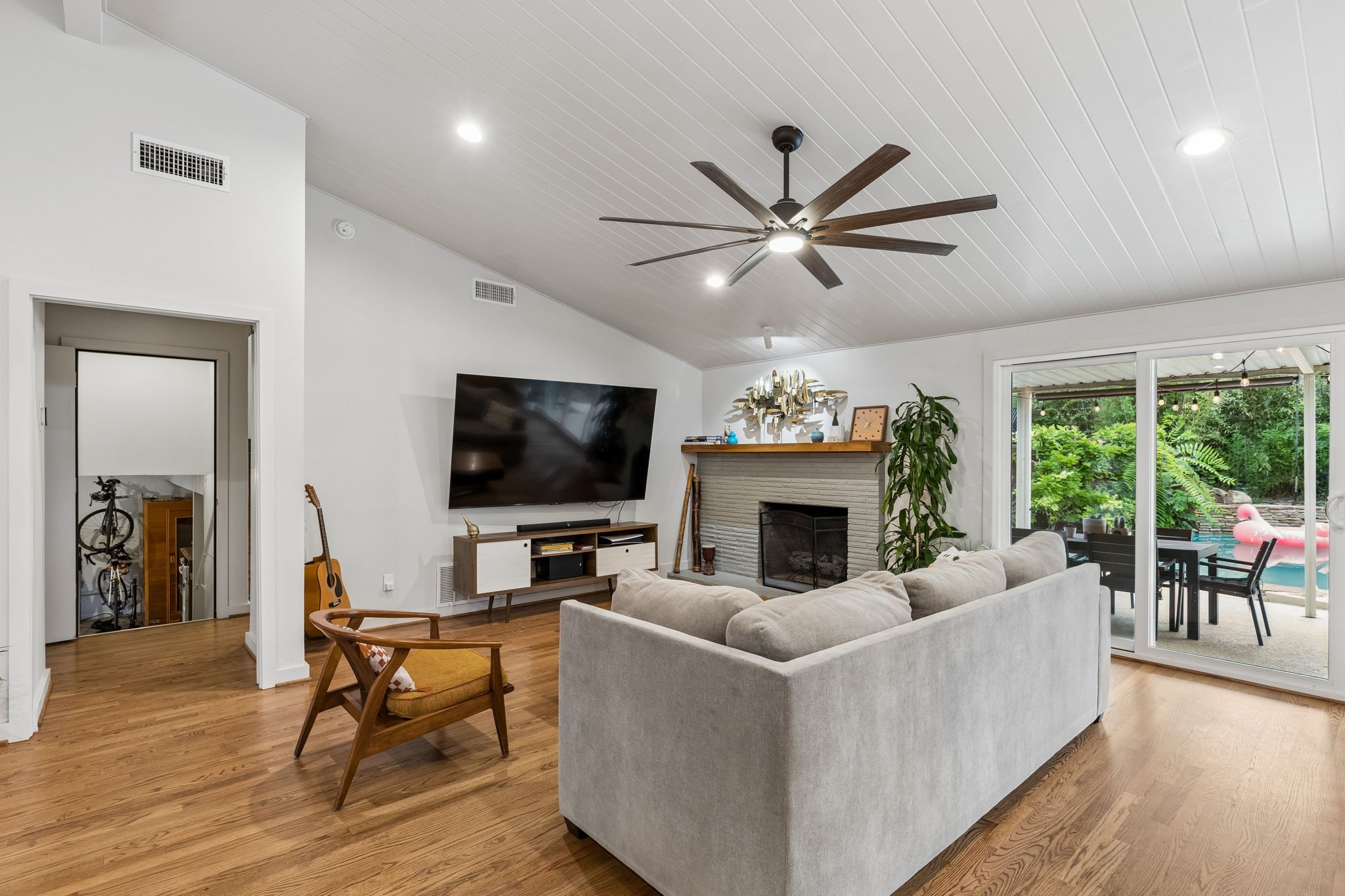 707 Bondstone Drive