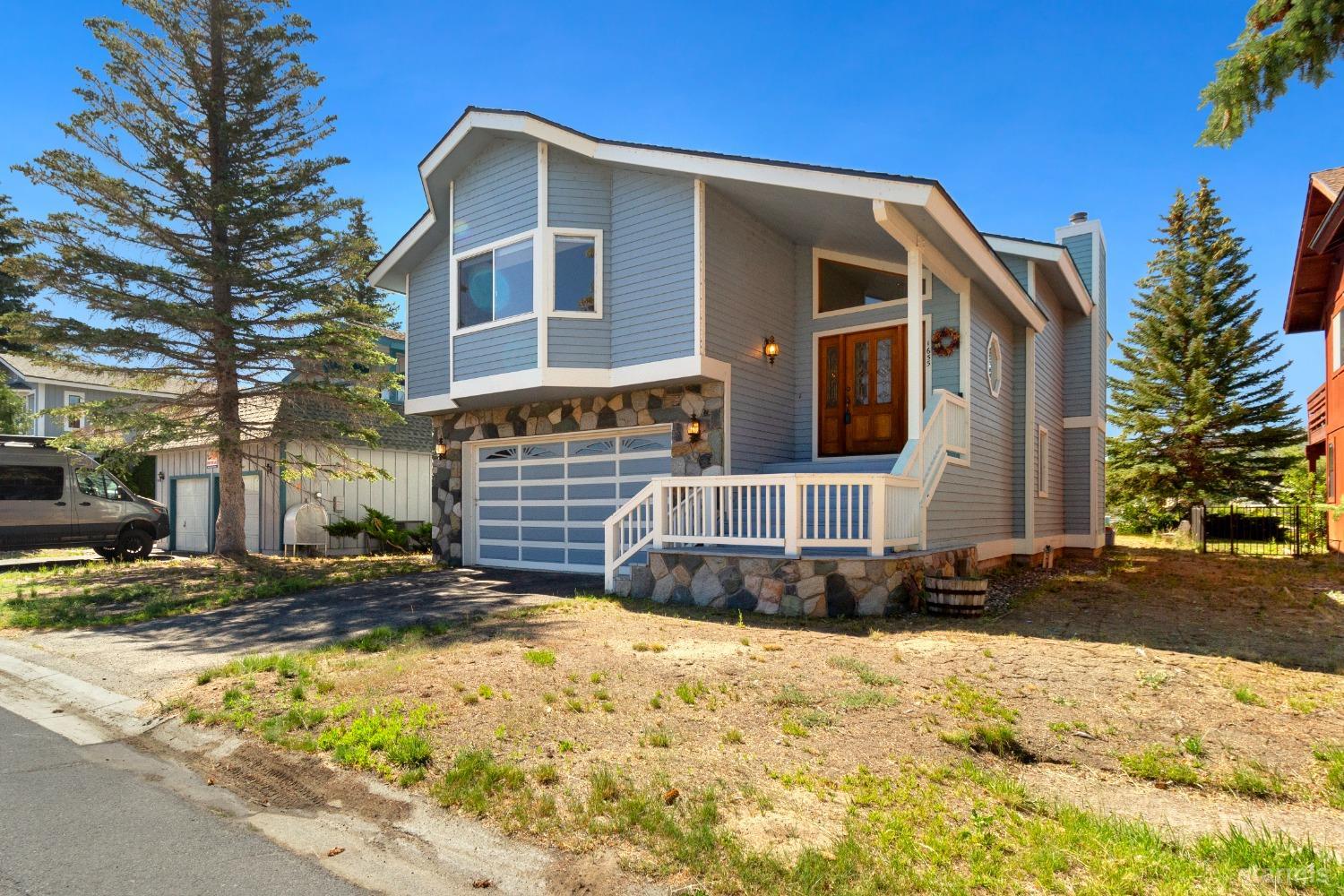 1655 Venice Drive