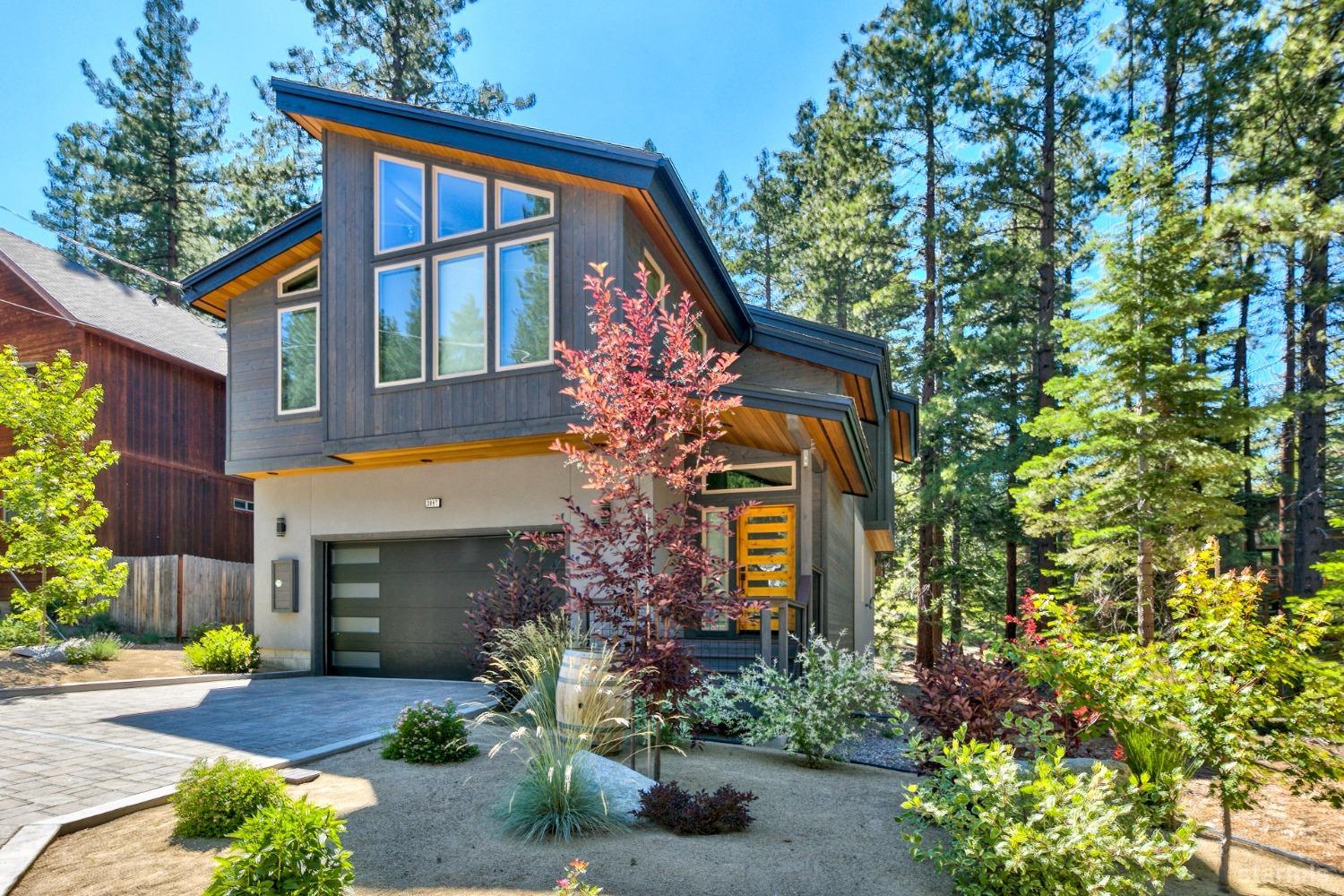 3087 Jacarillo Trail